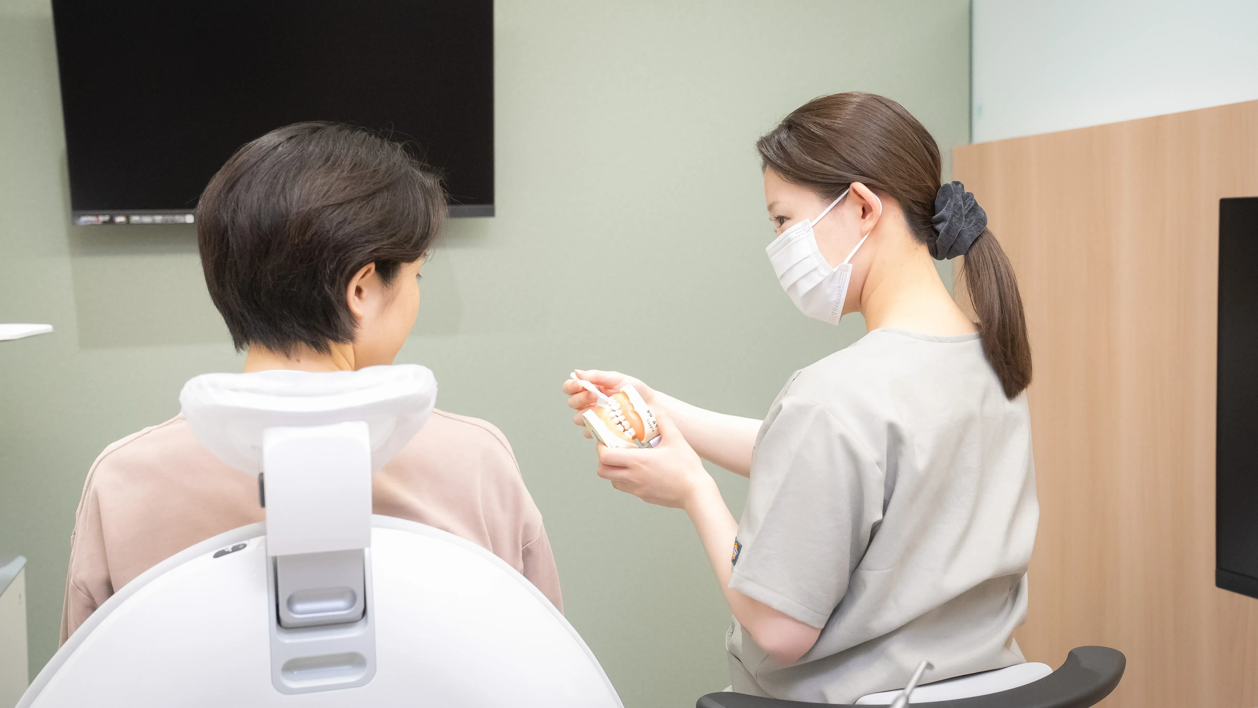 歯科衛生士担当制で、継続的に伴走します